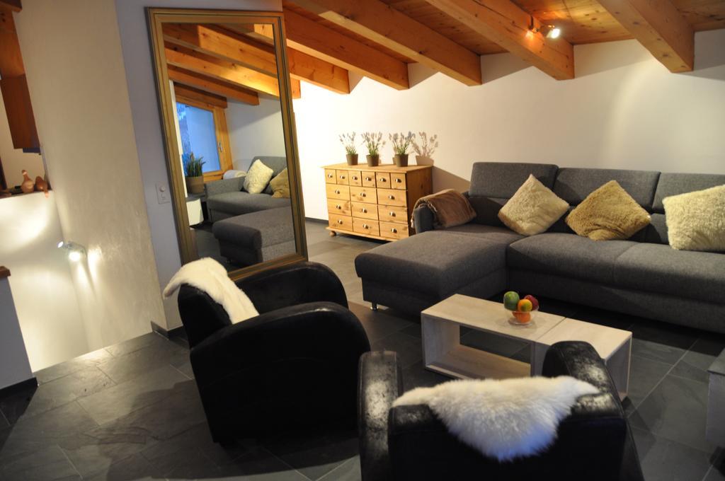 Crap Da Flem - 3.5 Zimmer Ferienwohnung Am Sonnenhang Von Флімс Екстер'єр фото